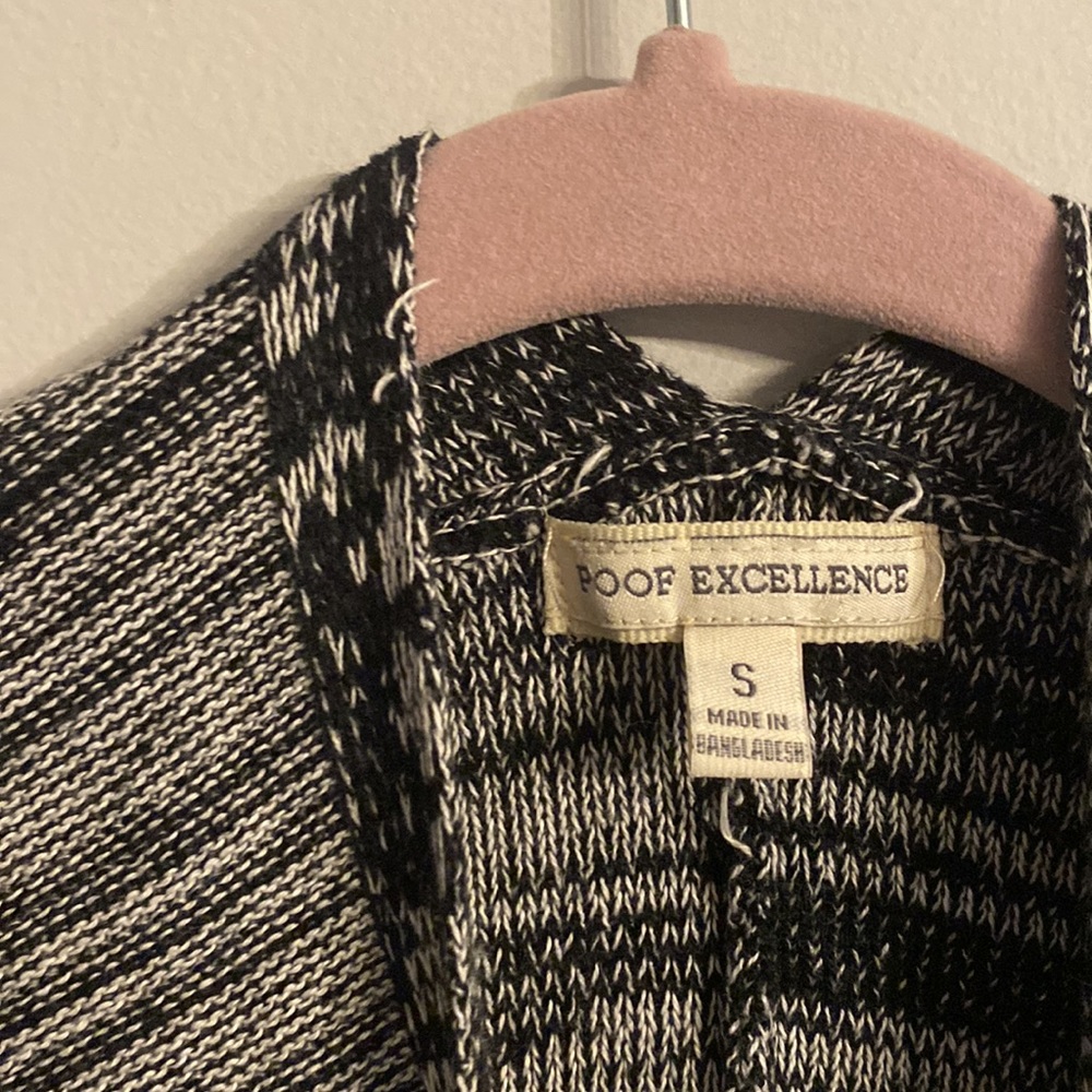 βοΈ2/$10 - cardigan - Picture 4 of 4